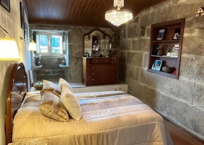 Adelaide Campos (Vieira do Minho, Braga)